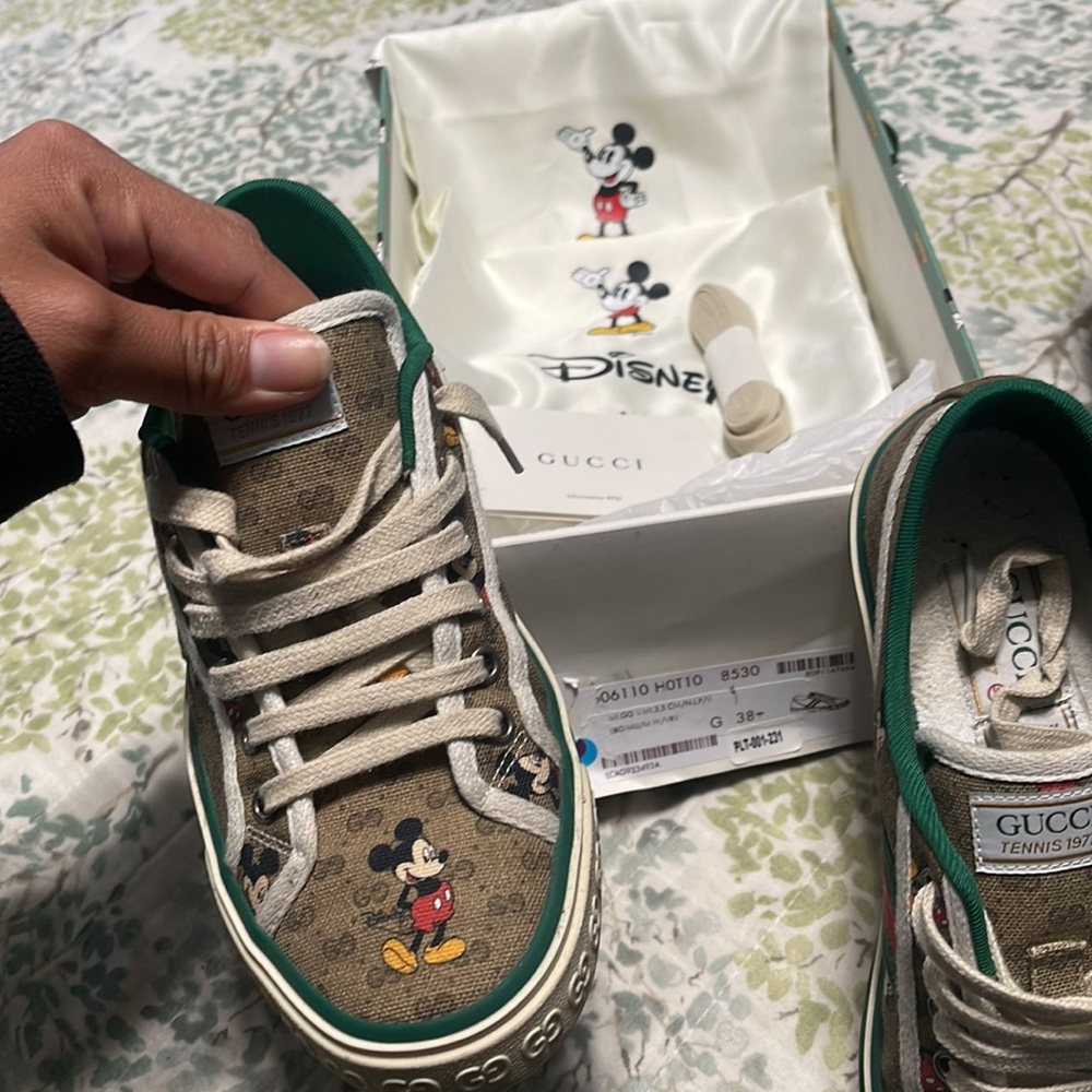 GUCCI Disney Mickey Mouse Tennis 1977 GG Canvas Sneakers Shoes SIZE 38 - Picture 15 of 16